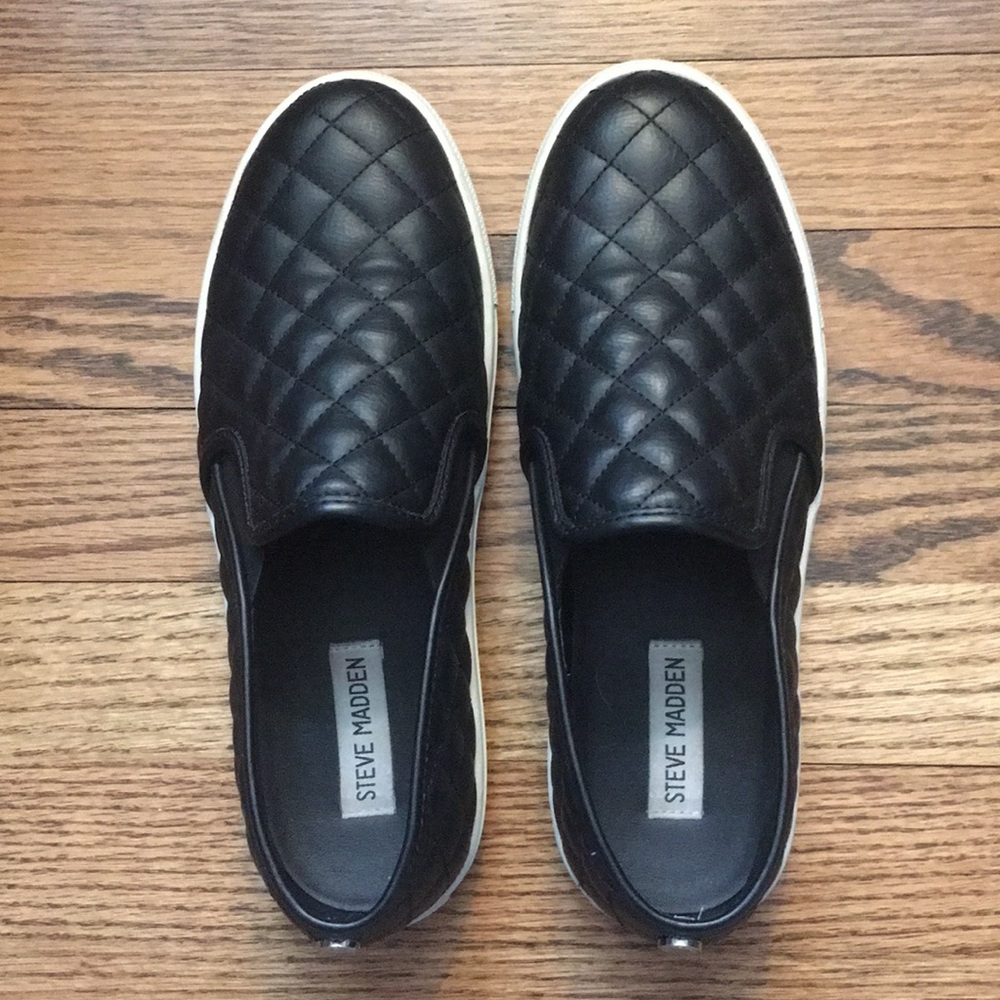 Steve Madden shoes size 9.5, runs fairly small